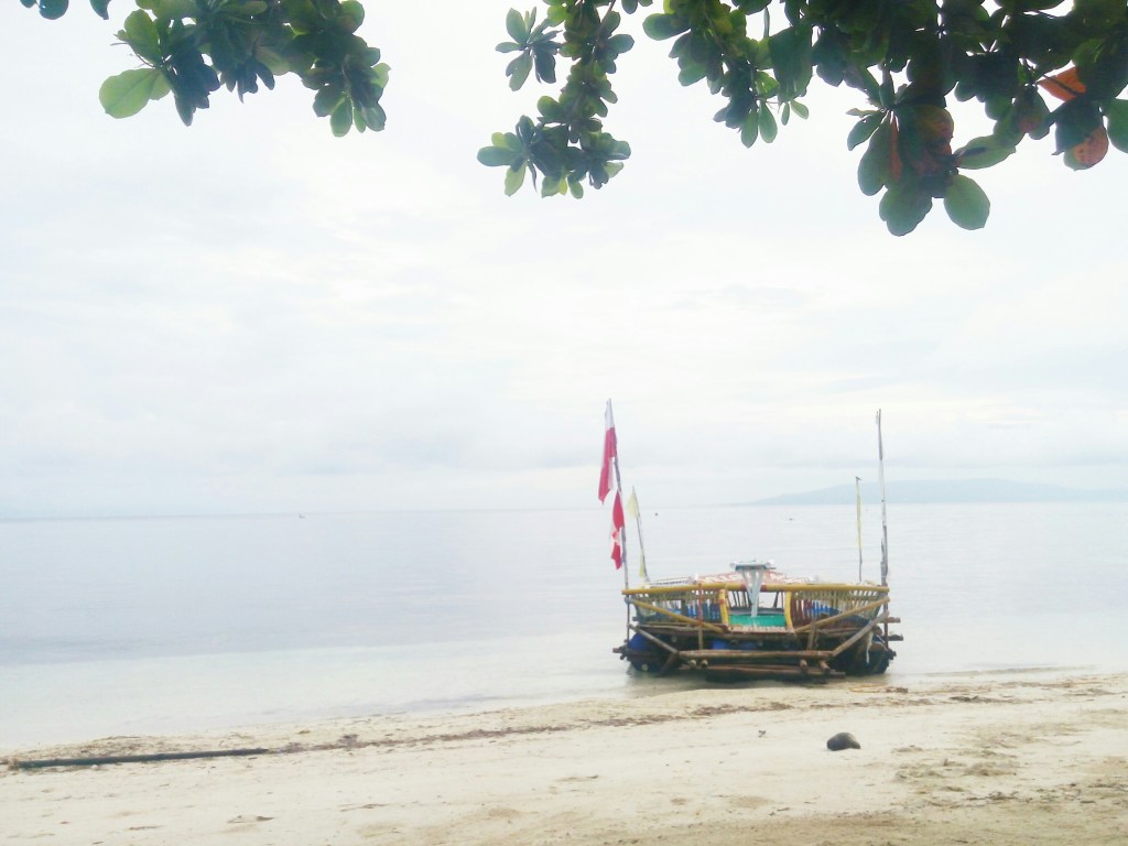 Bohol Beach panglao accommodation,where to stay, momo beach house panglao bohol