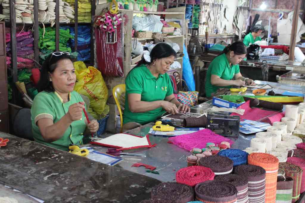 Bohol Bee Farm Tour, Bohol Philippines, bohol tours, bohol ecotourism site, places to visit in bohol, tourist site in bohol